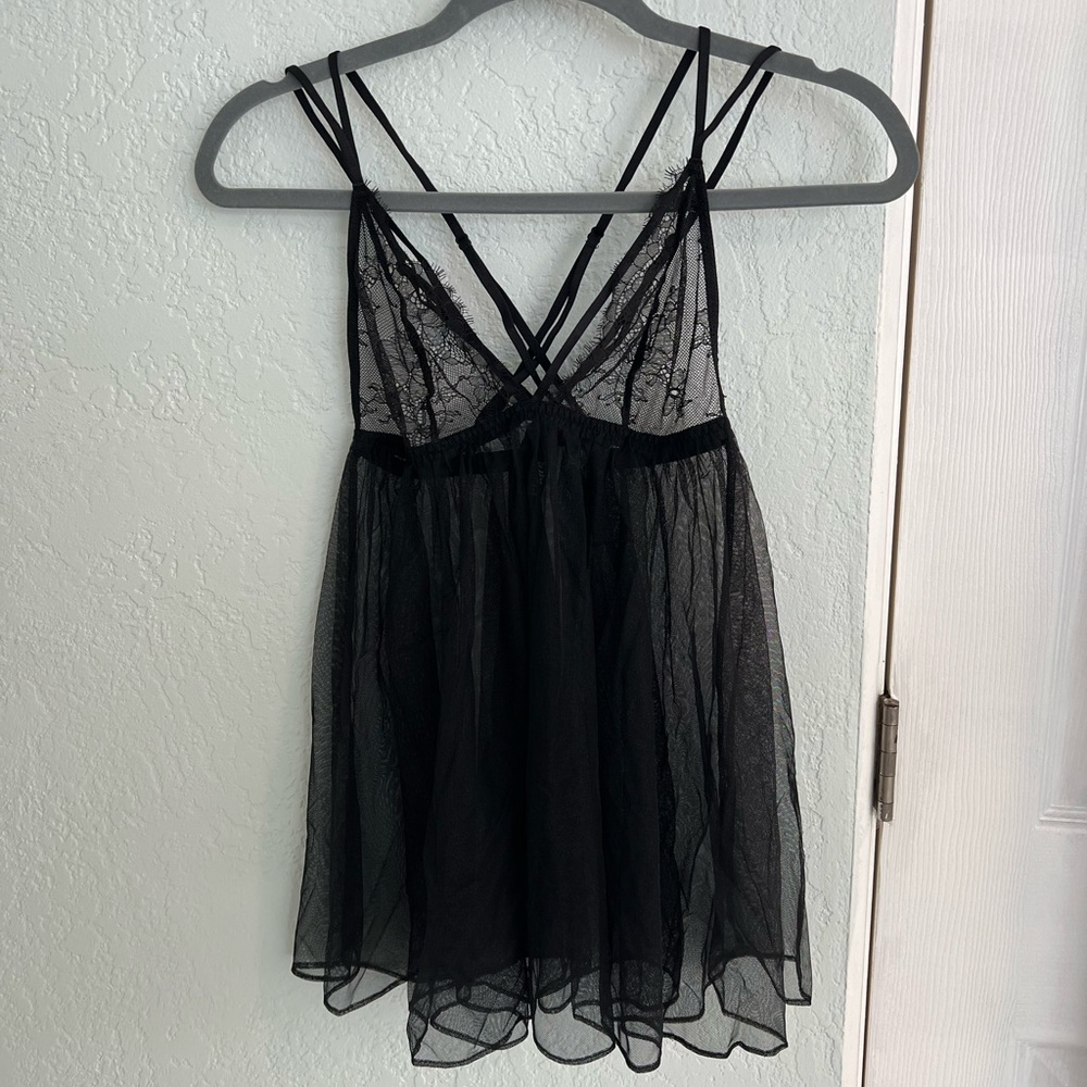 Victoria’s Secret black lace babydoll, size medium.
